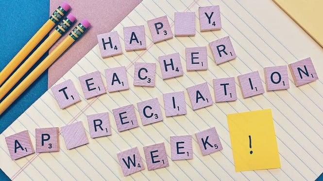 teacher-appreciation-week-1373216_1920-min